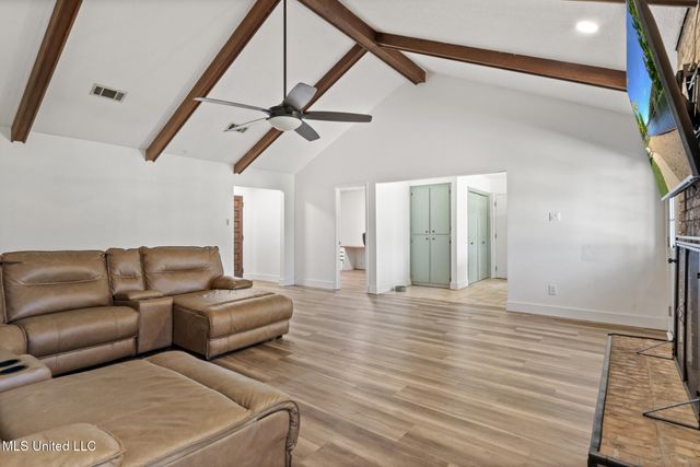 825 Bilglade Drive, Biloxi, MS 39532