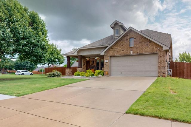 509 Highpoint Lane, Mansfield, TX 76063
