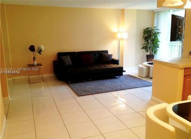 17011 N Bay Road 117, Sunny Isles Beach, FL 33160