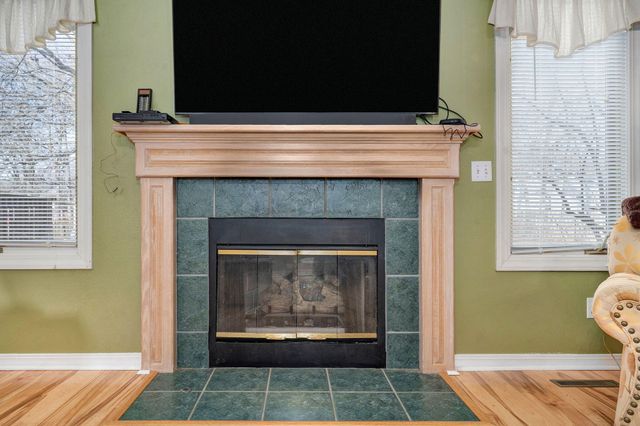 1385 Cherokee Court, Marshfield, MO 65706