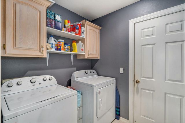 1385 Cherokee Court, Marshfield, MO 65706