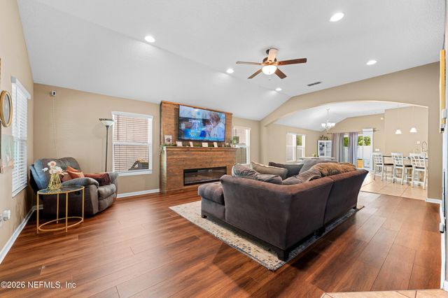 15708 TISONS BLUFF Road, Jacksonville, FL 32218
