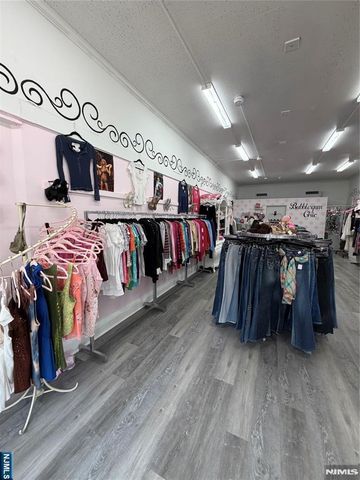 580 Lafayette Avenue, Hawthorne, NJ 07506