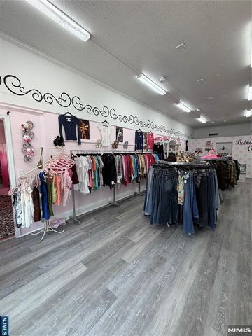 580 Lafayette Avenue, Hawthorne, NJ 07506