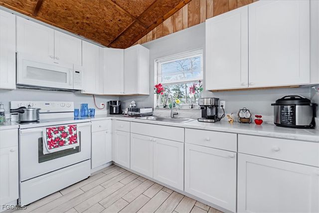 2099 Summerall RD, Labelle, FL 33935