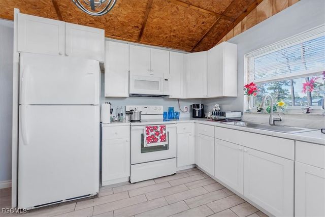 2099 Summerall RD, Labelle, FL 33935