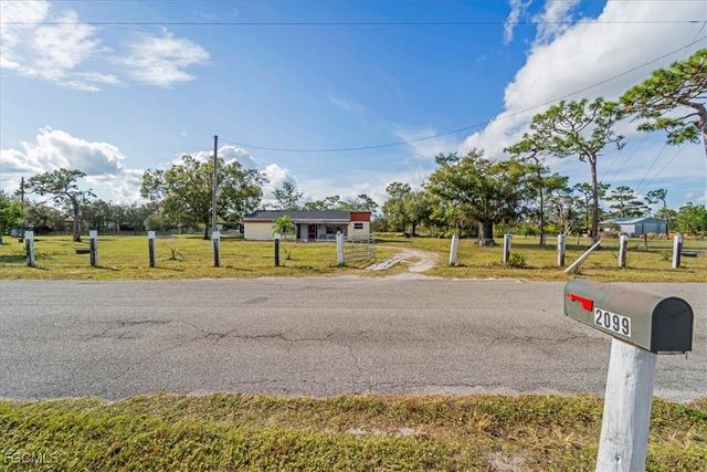 2099 Summerall RD, Labelle, FL 33935