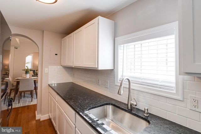 528 HOLTZMAN COURT, Baltimore, MD 21231