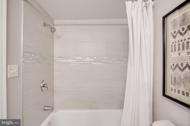 528 HOLTZMAN COURT, Baltimore, MD 21231