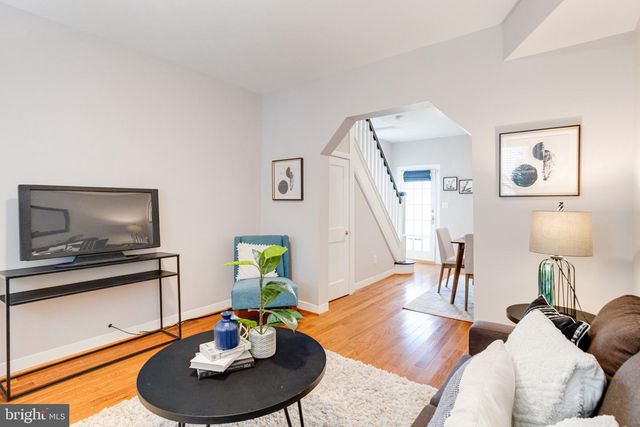 528 HOLTZMAN COURT, Baltimore, MD 21231
