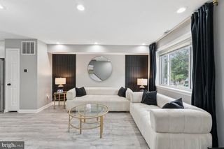 1525 MORRIS RD SE, Washington, DC 20020