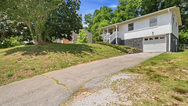 2387 Glengerrie Drive, Soddy Daisy, TN 37379