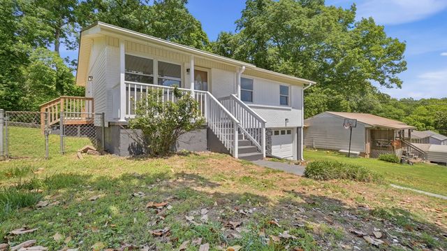 2387 Glengerrie Drive, Soddy Daisy, TN 37379
