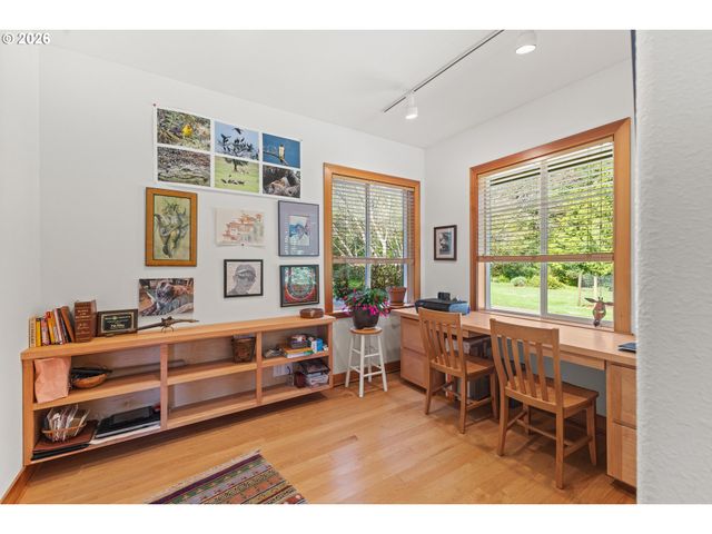 83416 PARKWAY Dr, Florence, OR 97439