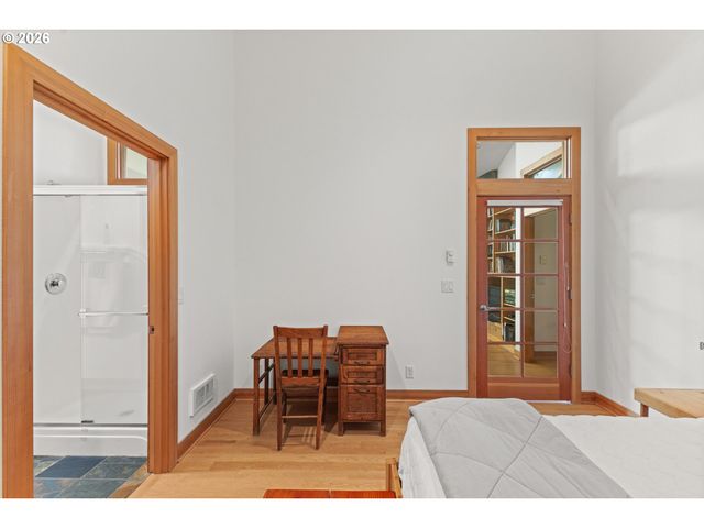 83416 PARKWAY Dr, Florence, OR 97439