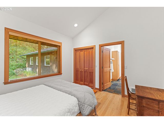 83416 PARKWAY Dr, Florence, OR 97439