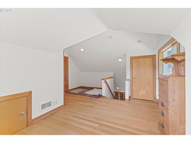 83416 PARKWAY Dr, Florence, OR 97439