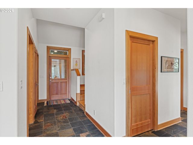 83416 PARKWAY Dr, Florence, OR 97439