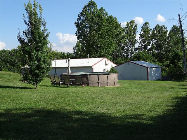15915 Eisenhower Road, Leavenworth, KS 66048