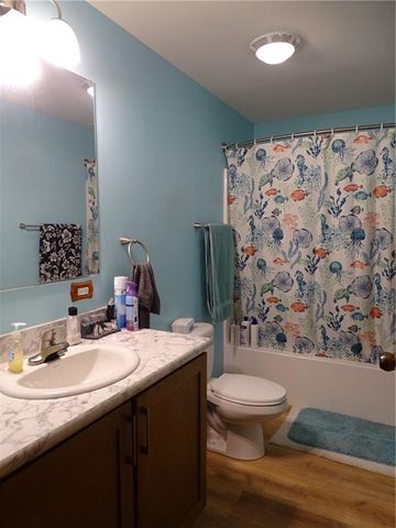 15915 Eisenhower Road, Leavenworth, KS 66048