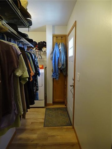 15915 Eisenhower Road, Leavenworth, KS 66048