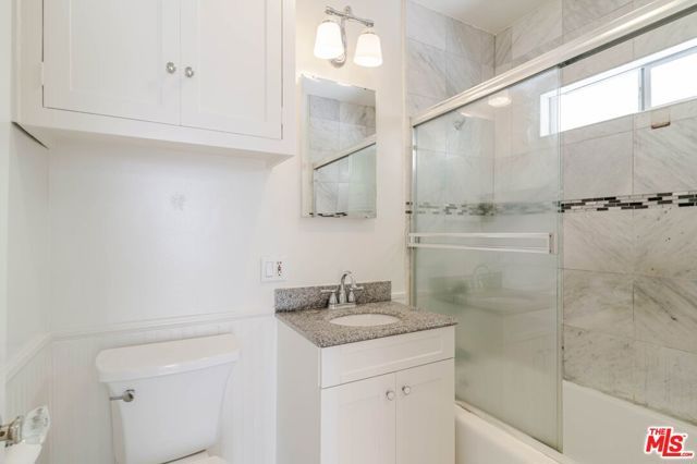 4950 Newcastle Avenue, Encino (los Angeles), CA 91316