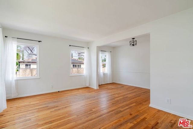 4950 Newcastle Avenue, Encino (los Angeles), CA 91316