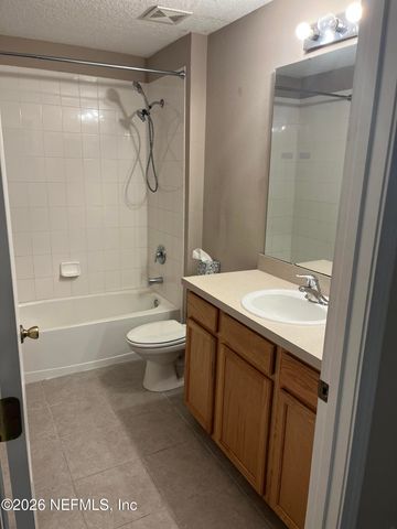 575 OAKLEAF PLANTATION Parkway 901, Orange Park, FL 32065