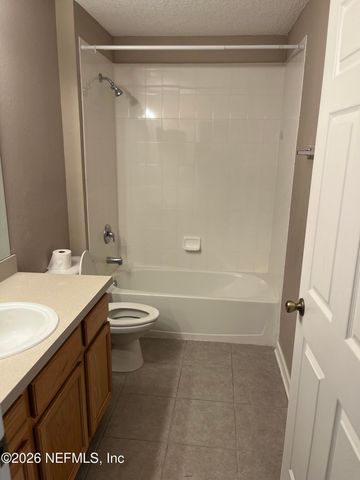 575 OAKLEAF PLANTATION Parkway 901, Orange Park, FL 32065