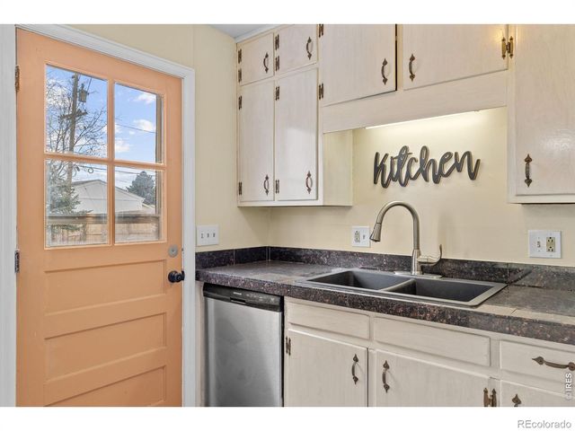 820 Lotus Way, Broomfield, CO 80020