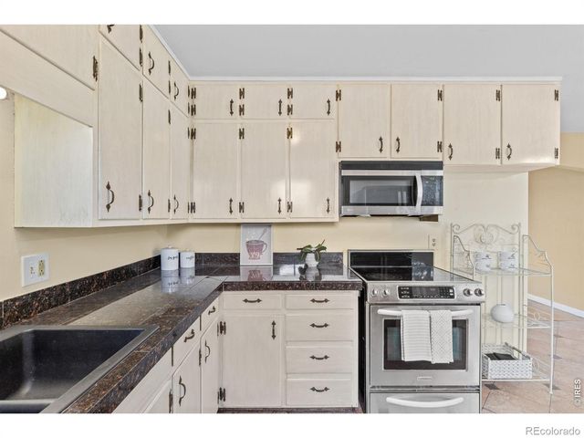 820 Lotus Way, Broomfield, CO 80020