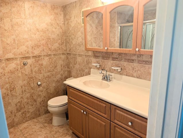 6651 Racquet Club Drive, Lauderhill, FL 33319