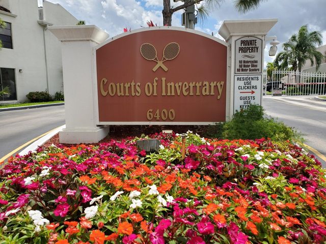6651 Racquet Club Drive, Lauderhill, FL 33319