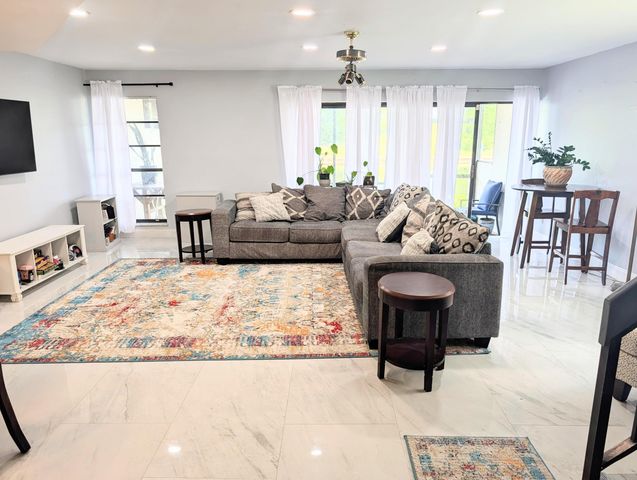6651 Racquet Club Drive, Lauderhill, FL 33319