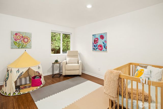 1817 220th Place NE, Sammamish, WA 98074