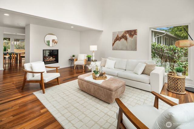 1817 220th Place NE, Sammamish, WA 98074