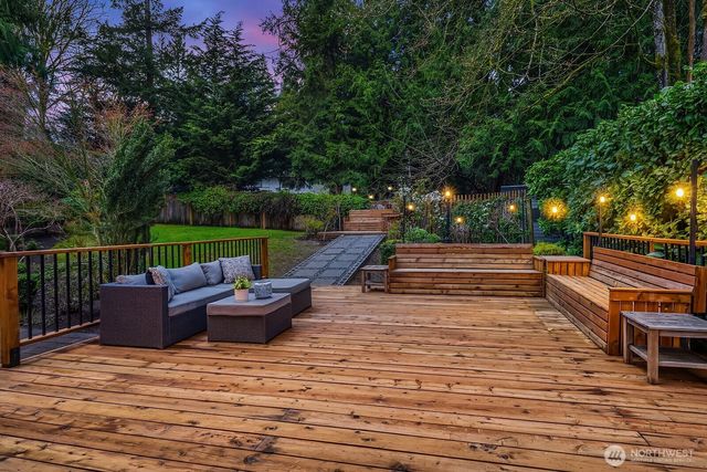 1817 220th Place NE, Sammamish, WA 98074