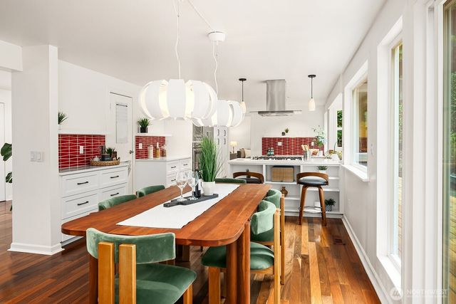 1817 220th Place NE, Sammamish, WA 98074