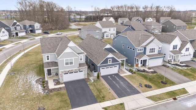 7045 Ashford Way, Powell, OH 43065