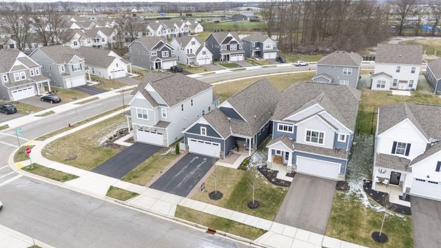 7045 Ashford Way, Powell, OH 43065