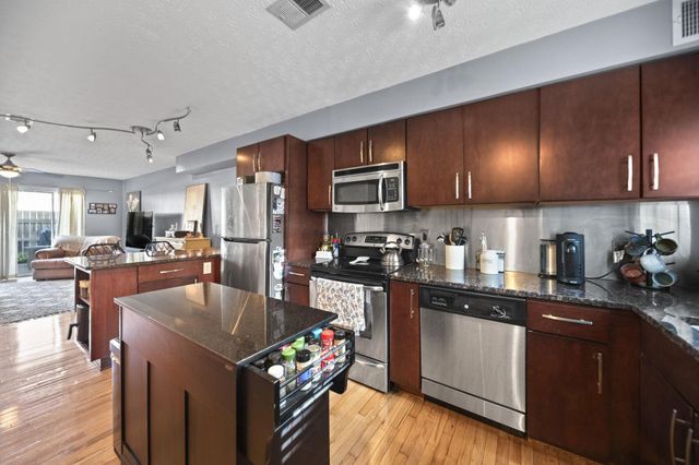835 Mcclain Road, Columbus, OH 43212
