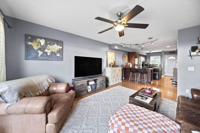 835 Mcclain Road, Columbus, OH 43212