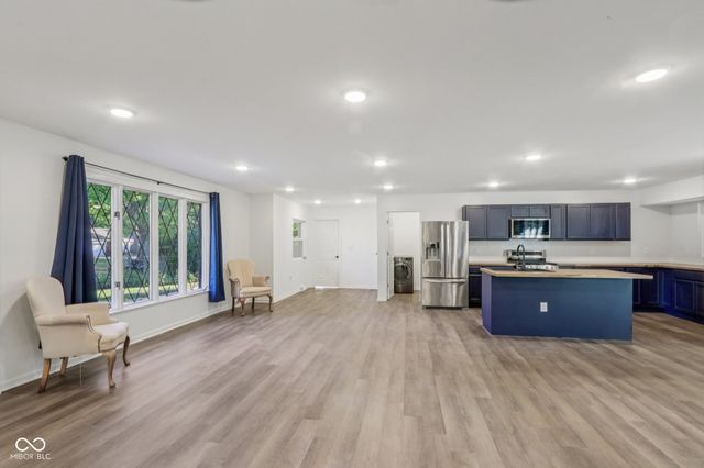 3215 Kenilworth Drive, Indianapolis, IN 46228