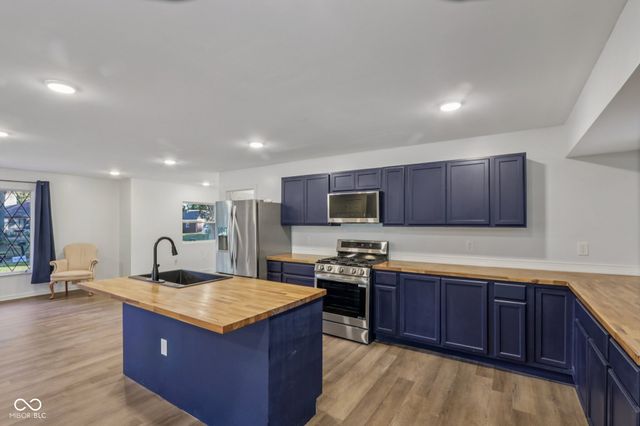 3215 Kenilworth Drive, Indianapolis, IN 46228