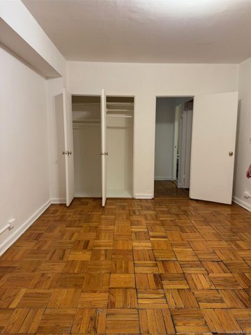 98-25 64th Road 1H, Rego Park, NY 11374