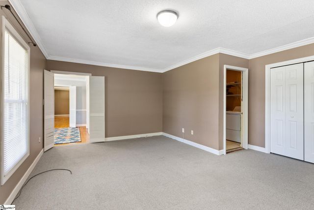 100 Sumter Street, Clinton, SC 29325