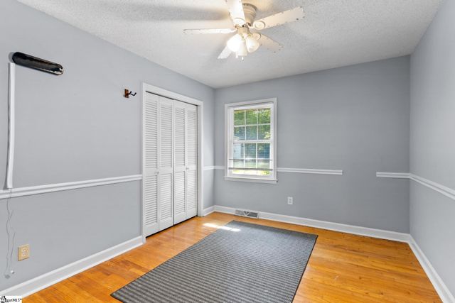 100 Sumter Street, Clinton, SC 29325