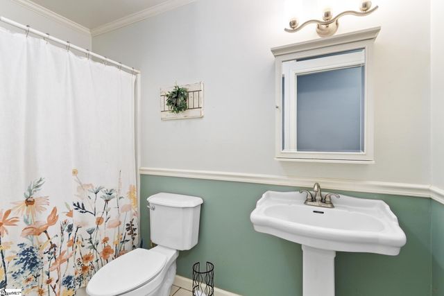 100 Sumter Street, Clinton, SC 29325