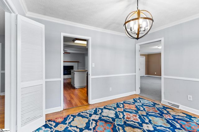 100 Sumter Street, Clinton, SC 29325