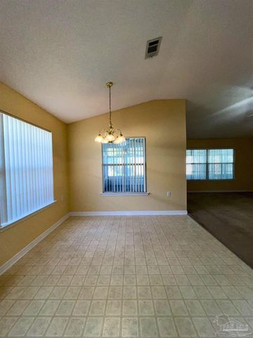 9018 Camelot Pl, Pensacola, FL 32506